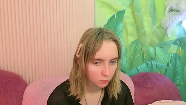 Beverly Gomes online show from 09-14-25, 06:23