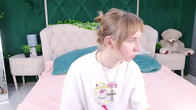 Beverly Gomes online show from 10-08-25, 05:27