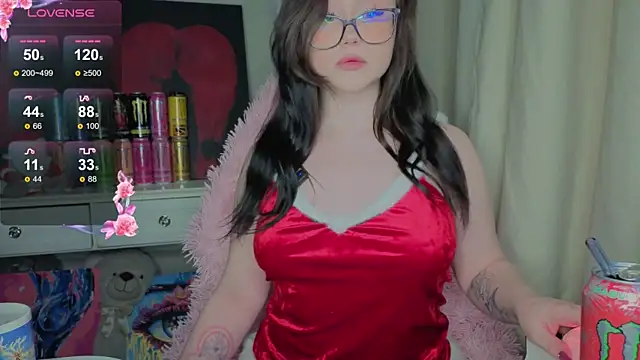 hornyprincess19 online show from 12-18-25, 10:54