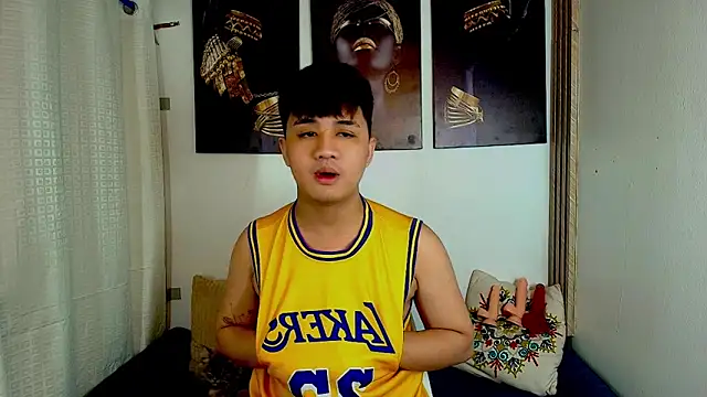 Snapshot of KentAivan chatting on 09-17-25, 03:46 KentAivan online show from 09-17-25, 03:46