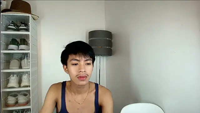 Snapshot of KentAivan chatting on 09-24-25, 05:27 KentAivan online show from 09-24-25, 05:27