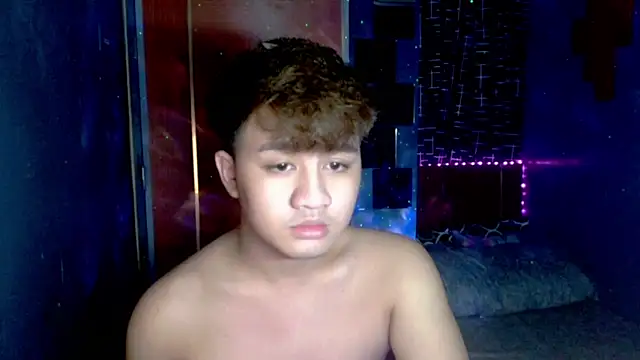 Snapshot of KentAivan chatting on 02-05-26, 04:55 KentAivan online show from 02-05-26, 04:55