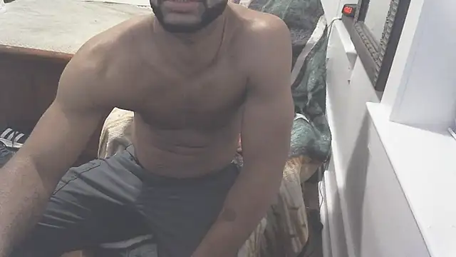 Snapshot of kingtaydo chatting on 11-27-25, 02:57 kingtaydo online show from 11-27-25, 02:57