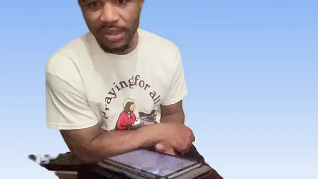 Snapshot of kingtaydo chatting on 02-10-26, 07:01 kingtaydo online show from 02-10-26, 07:01