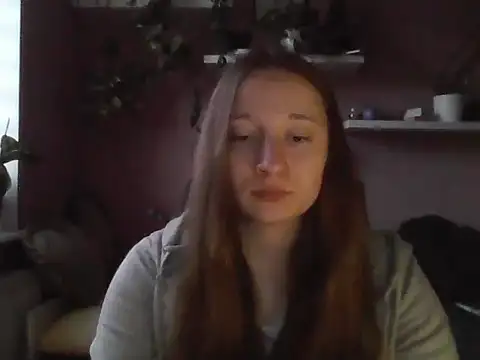LindaPretty online show from 10-19-25, 03:12