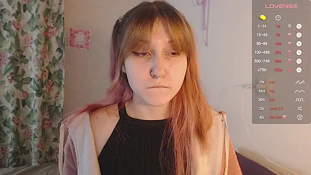 Snapshot of ohmycheryl chatting on 09-30-25, 02:44 ohmycheryl online show from 09-30-25, 02:44