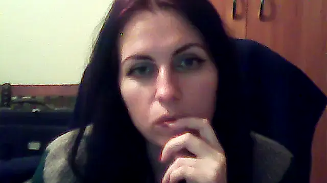 Snapshot of Lamevia chatting on 10-31-25, 09:38 Lamevia online show from 10-31-25, 09:38