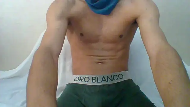 Snapshot of Osamabigdick7 chatting on 06-18-26, 11:36 Osamabigdick7 online show from 06-18-26, 11:36