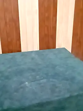 Snapshot of your_favourite_bhabhi chatting on 09-19-25, 06:59 your favourite bhabhi online show from 09-19-25, 06:59