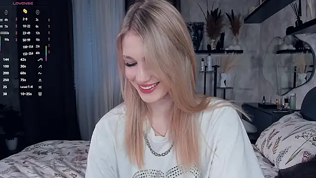 Snapshot of FrancisBivona chatting on 11-15-25, 10:56 FrancisBivona online show from 11-15-25, 10:56