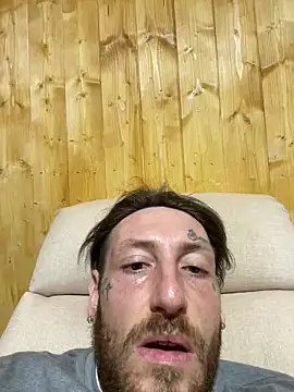 dennis89768 online show from 03-01-26, 11:40