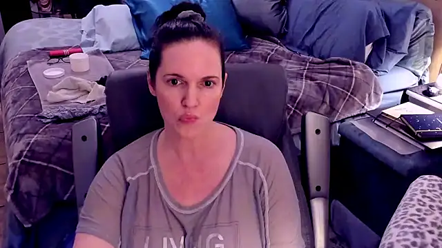 Snapshot of ninajaymes chatting on 12-24-24, 11:11 ninajaymes online show from 12-24-24, 11:11