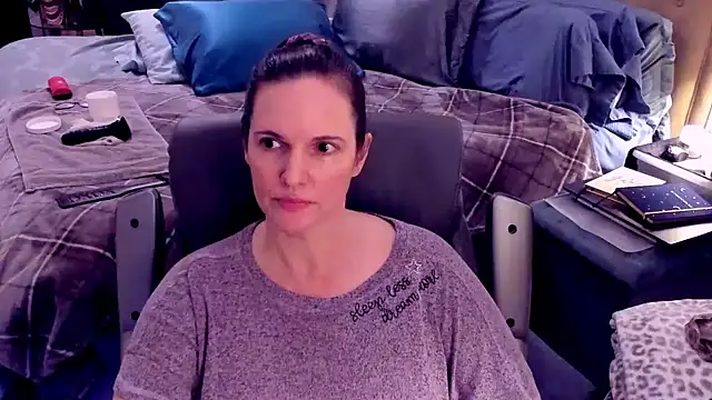 Snapshot of ninajaymes chatting on 12-27-24, 12:18 ninajaymes online show from 12-27-24, 12:18