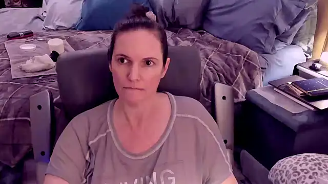 Snapshot of ninajaymes chatting on 01-04-25, 03:40 ninajaymes online show from 01-04-25, 03:40