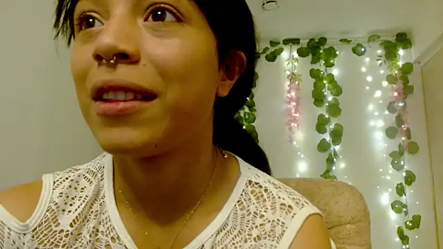 EIVIY1609 online show from 10-29-25, 02:08