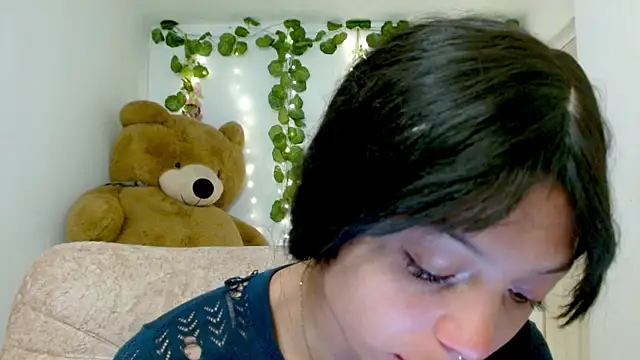 EIVIY1609 online show from 11-06-25, 01:45