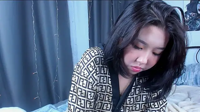 Snapshot of cutieskygirl_ chatting on 09-13-25, 05:57 cutieskygirl  online show from 09-13-25, 05:57