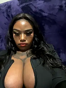 QUEEN NOBUHLE 777 online show from 09-30-25, 03:33