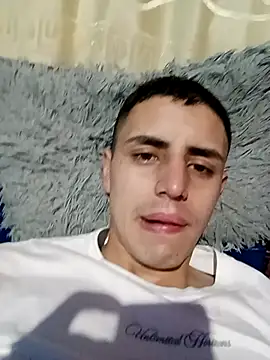 Snapshot of 1C2AM22 chatting on 12-16-25, 10:31 1C2AM22 online show from 12-16-25, 10:31