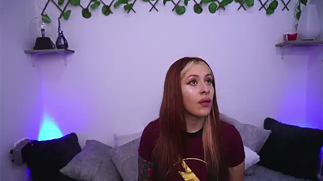 SophiieCumsx online show from 09-18-25, 12:29