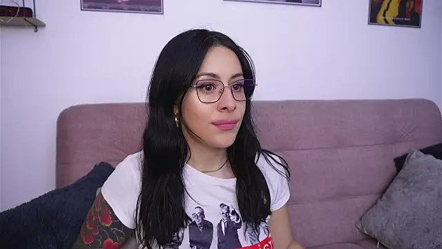 Snapshot of SophiieCumsx chatting on 06-26-26, 03:00 SophiieCumsx online show from 06-26-26, 03:00