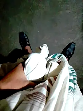 Snapshot of bigdaddyboy46 chatting on 10-08-25, 06:16 bigdaddyboy46 online show from 10-08-25, 06:16