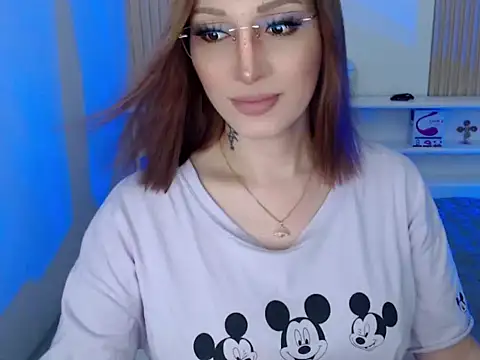 toni 0601 online show from 12-18-24, 03:47