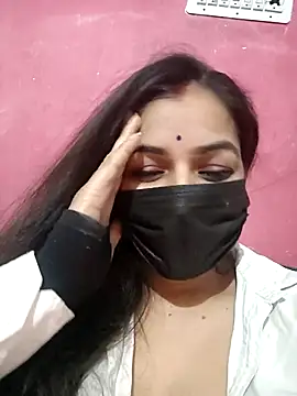 Snapshot of the_saavi chatting on 12-15-25, 04:44 the saavi online show from 12-15-25, 04:44