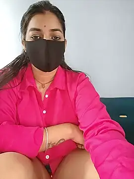Snapshot of the_saavi chatting on 07-30-26, 04:11 the saavi online show from 07-30-26, 04:11