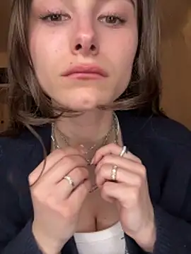 SophiiaStarr online show from 03-08-26, 07:06