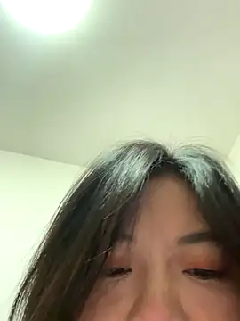 smgirls online show from 11-18-25, 07:57