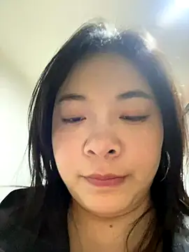 smgirls online show from 11-21-25, 10:14