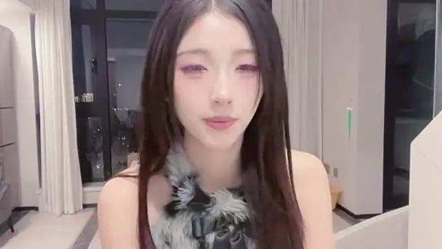 ZhaoZhao-ZM online show from 11-01-25, 11:56