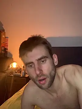 Snapshot of Marvinho9 chatting on 10-15-25, 06:02 Marvinho9 online show from 10-15-25, 06:02