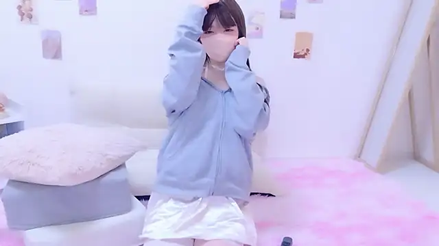 Snapshot of fumika_f chatting on 12-15-25, 06:28 fumika f online show from 12-15-25, 06:28