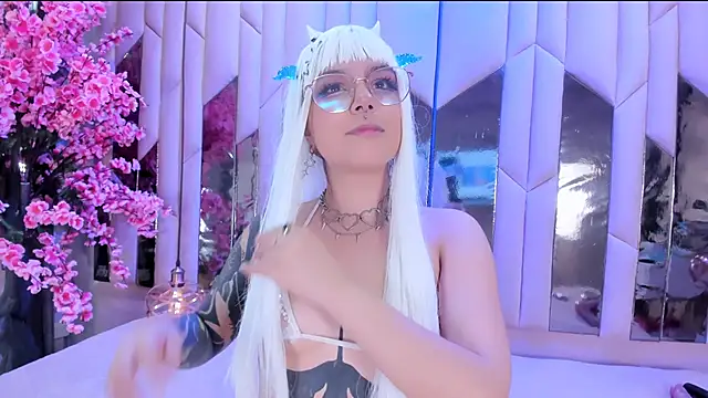 BizzyNoar online show from 09-18-25, 09:17