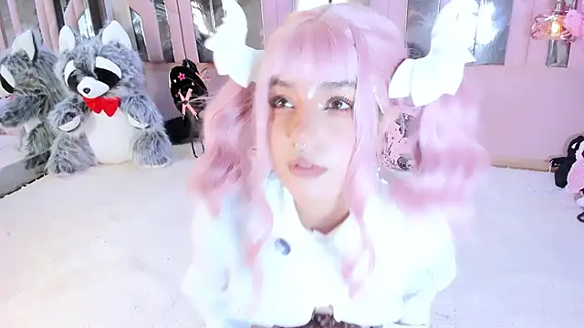 BizzyNoar online show from 03-10-26, 07:13