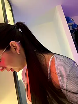 Min junn online show from 10-08-25, 02:09