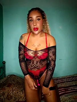 Snapshot of Queen_Amara chatting on 10-26-25, 02:39 Queen Amara online show from 10-26-25, 02:39