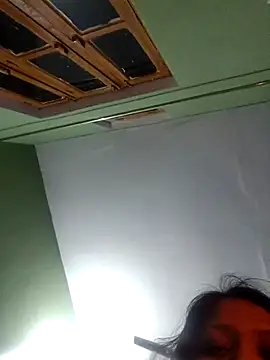 bitch-horny online show from 02-02-26, 01:32