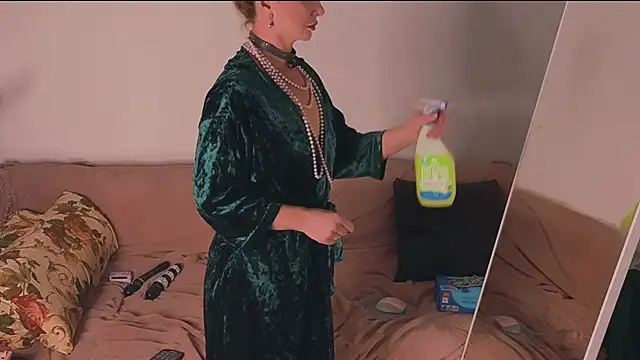 Snapshot of Mari69Juana chatting on 09-29-25, 05:07 Mari69Juana online show from 09-29-25, 05:07