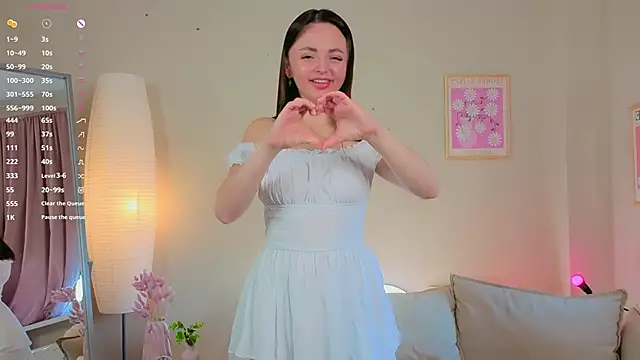 OliviaKis  online show from 09-26-25, 07:23