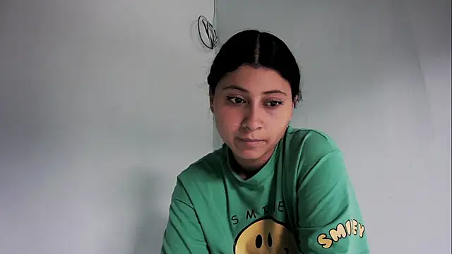 Snapshot of luna1964 chatting on 11-18-25, 08:13 luna1964 online show from 11-18-25, 08:13