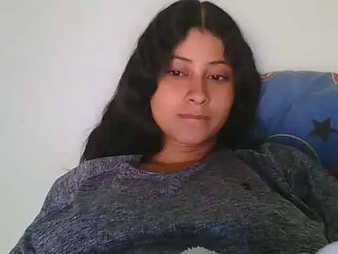 Snapshot of luna1964 chatting on 11-19-25, 12:27 luna1964 online show from 11-19-25, 12:27