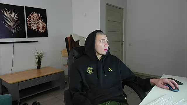 Ryan Dozer online show from 03-07-26, 07:27