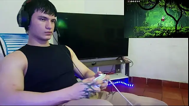 ErickWalton online show from 11-12-25, 05:19