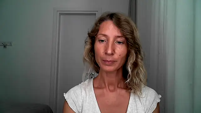 Paevoa online show from 09-17-25, 08:27