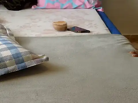 Playroom queen online show from 10-04-25, 07:50