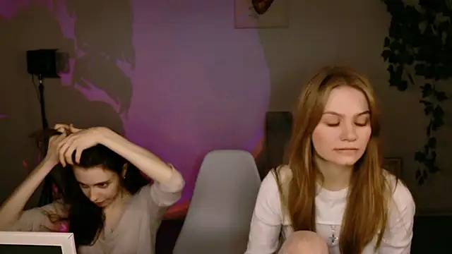 Yoka paradoXXX online show from 10-30-25, 05:20