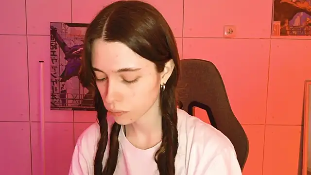 Snapshot of Yoka_paradoXXX chatting on 01-10-26, 09:11 Yoka paradoXXX online show from 01-10-26, 09:11